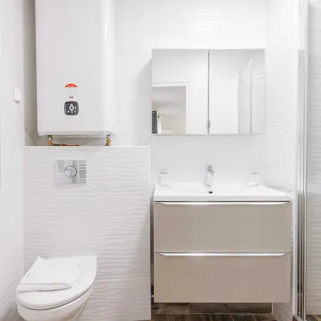 Urban Refuge In The Heart Of The Marsh 1bdr - 3p Apartment Paris