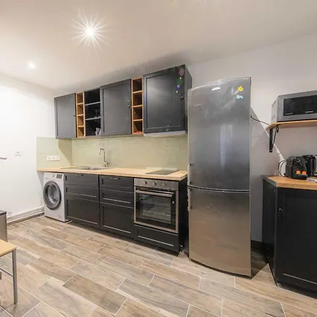 Urban Refuge In The Heart Of The Marsh 1bdr - 3p
