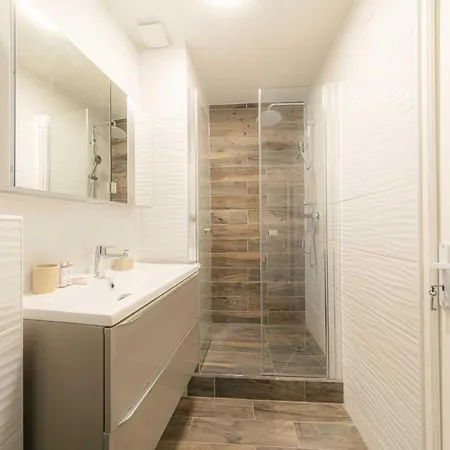 Urban Refuge In The Heart Of The Marsh 1bdr - 3p Апартаменты Париж