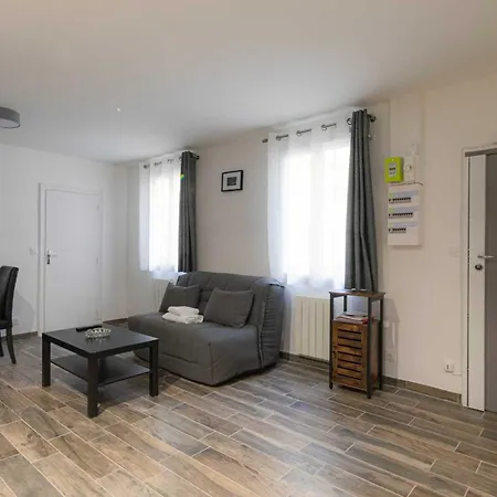 Urban Refuge In The Heart Of The Marsh 1bdr - 3p Apartment